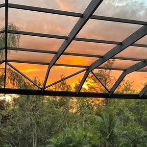 Meet your Posher, Raymond